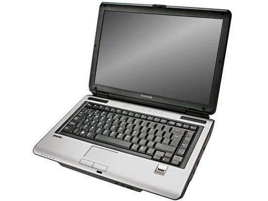 Toshiba于2003年发布了Toshiba Portege M100，第一款具有超薄DVD-ROM驱动器的笔记本电脑