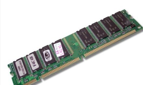 三星推出了KM48SL2000同步DRAM（SDRAM），并在1993年迅速成为行业标准