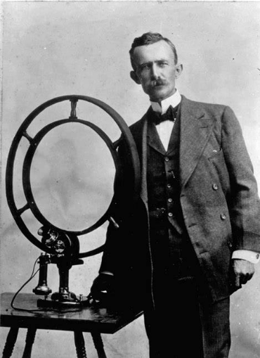 1902年1月12日第一个无线电话诞生