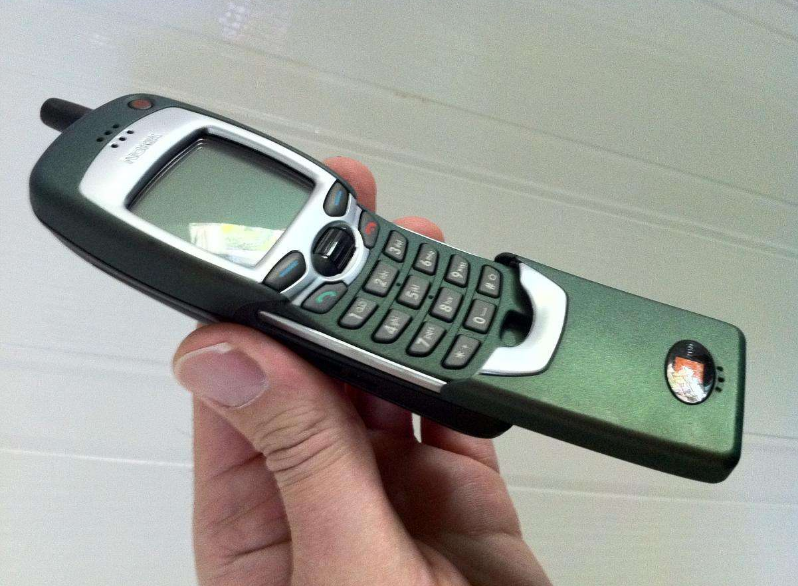 中国第一款支持WAP上网的手机：诺基亚7110在2000年5月发布    