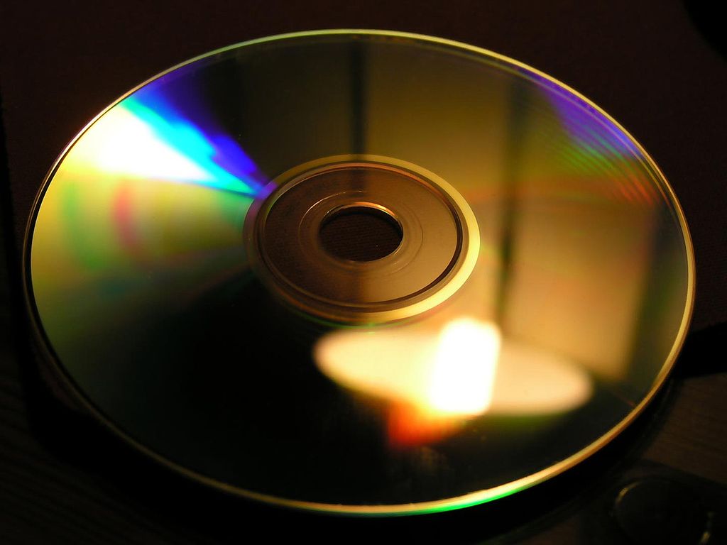 【懂史帝】本周历史看点（0816-0822）Internet Explorer 1发布、第一张CD