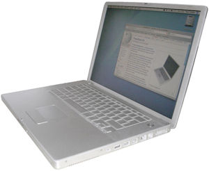 2001年1月史蒂夫·乔布斯发表了第一代的 PowerBook G4