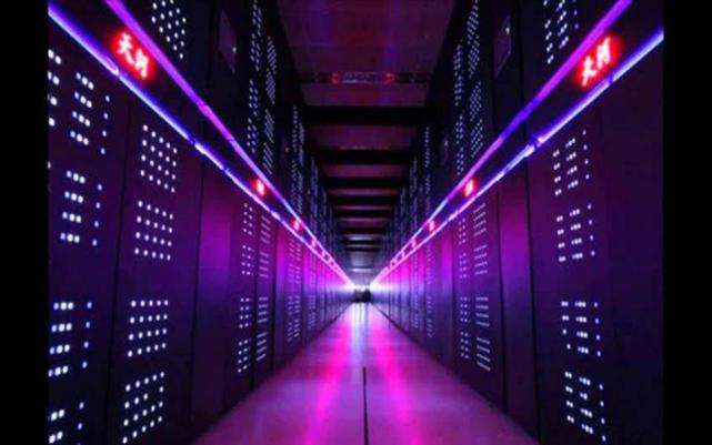 “天河2号”计算机成为2013年全球最快超级计算机