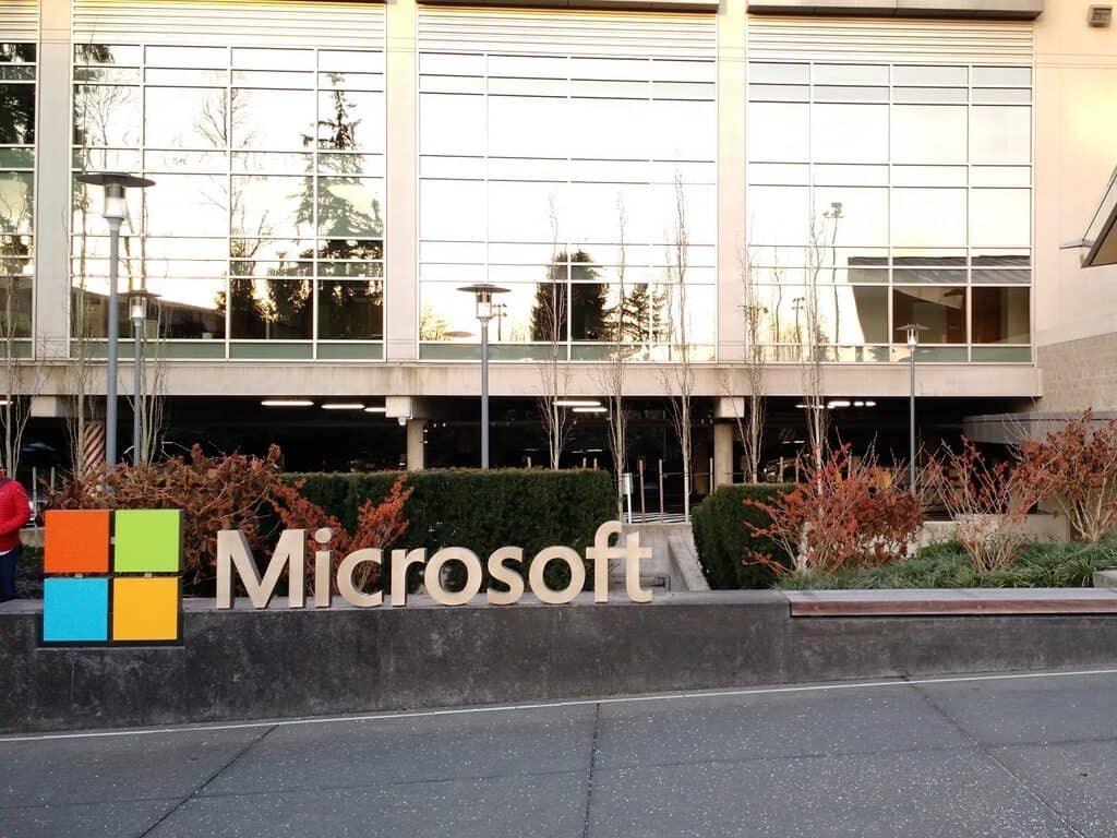 微软至少要到2021年7月才会重新开设美国办事处