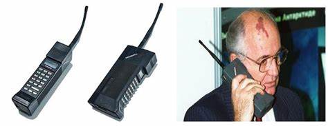 1987年，诺基亚推出首款便携式移动电话——Mobira Cityman