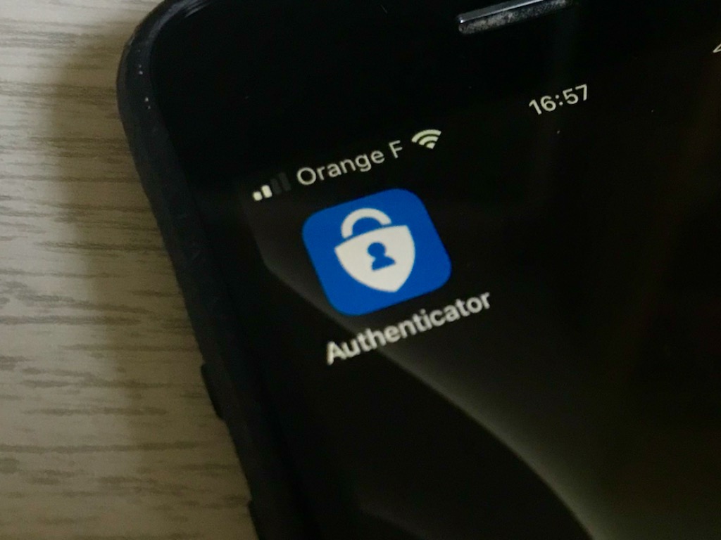 iOS上的Microsoft Authenticator很快将能够代替iCloud来自动填充密码
