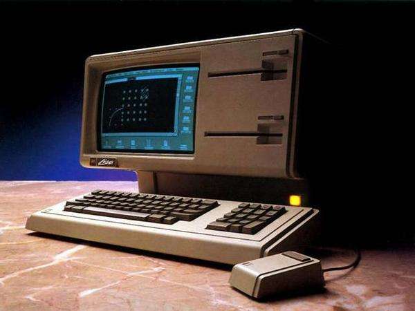 1975 年，MOS Technology 6502  处理器问世，掀起家用计算机革命