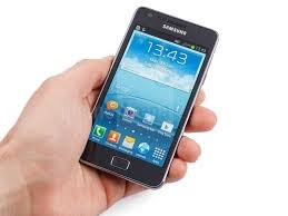2011年2月13日，三星Galaxy S2发布，获2011年MWC最佳智能手机称号