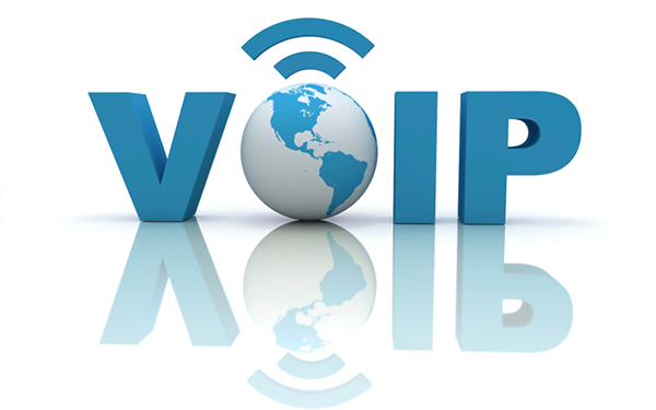 第一个VoIP软件(Vocaltec)发布于1995年，允许用户通过互联网进行语音呼叫