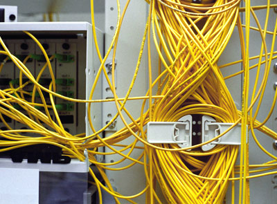 1988年，第一个T1主干被添加到ARPANET