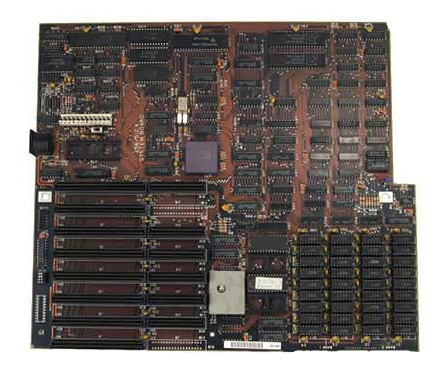 IBM于1984年8月推出了AT（Full AT）的主板尺寸规格