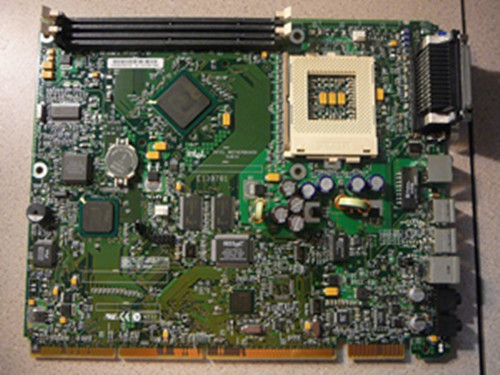 Intel与DEC和IBM共同努力，于1997年3月推出了NLX尺寸规格