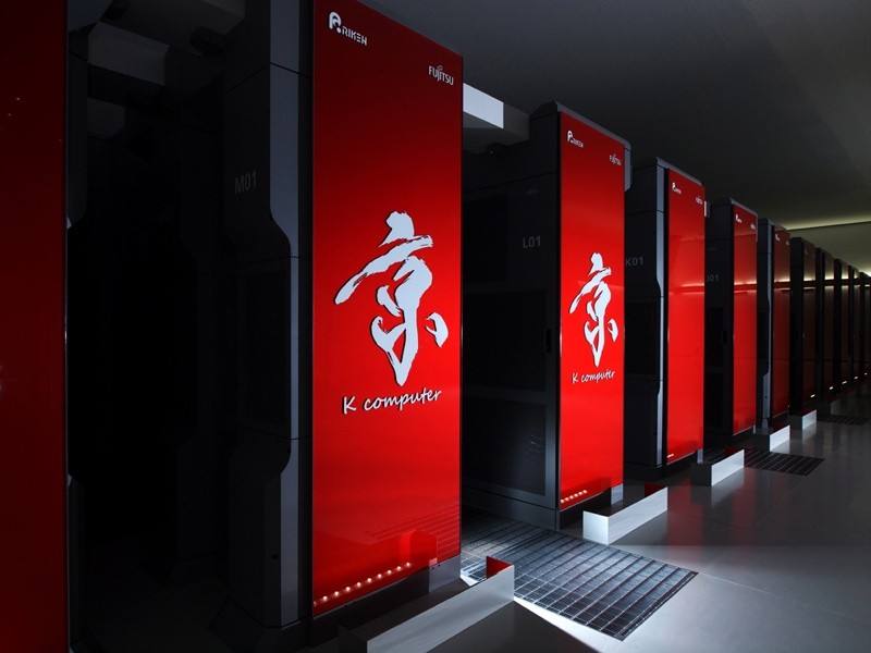 2012年11月日本超级计算机——京正式运行