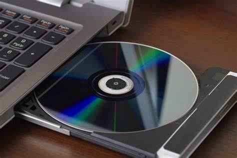 1985年，SONY和飞利浦制定黄皮书标准这，CD-ROM能适应各种二进制数据
