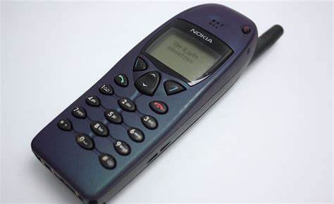 1997年,首款arm处理器gsm手机诺基亚6110发布——第一款内置游戏的