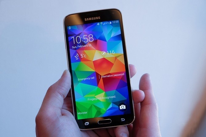 2014年2月24日，Samsung Galaxy S5 发布，一个时代的结束